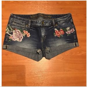 🌺 Express Floral Jean Shorts 🌸